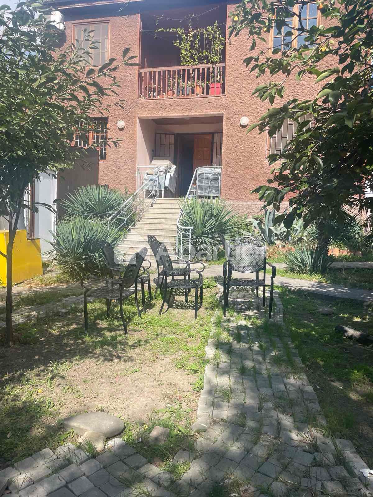 6-room house for sale in Mtskheta, Photo 1 of 15