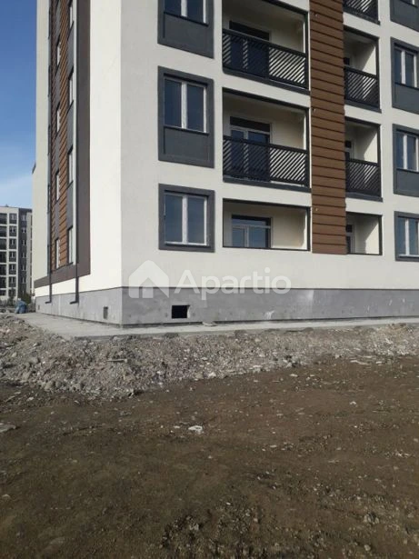 იყიდება 3 ოთახიანი ბინა ჩუღურეთში, ფოტო 1 / 5