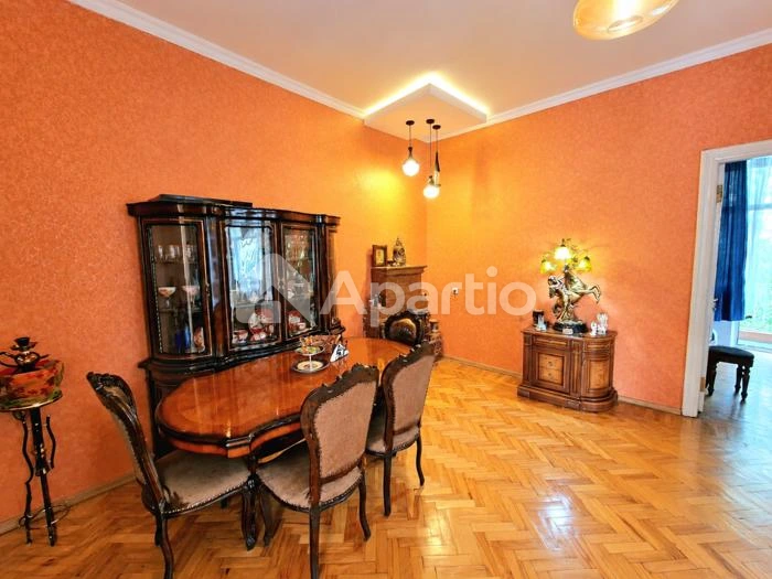 5-room apartment for sale in Chugureti, Photo 1 of 11