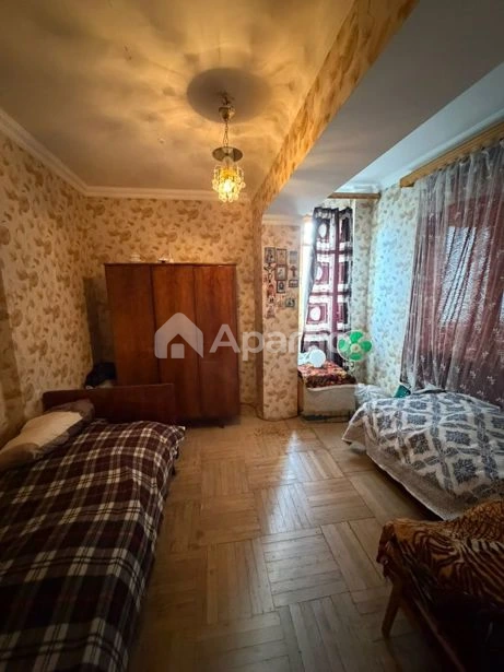 იყიდება 3 ოთახიანი ბინა ბაგებში, ფოტო 2 / 10