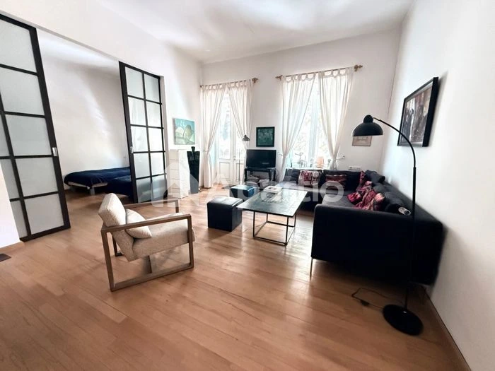 4-room apartment for sale in Mtatsminda, Photo 1 of 10