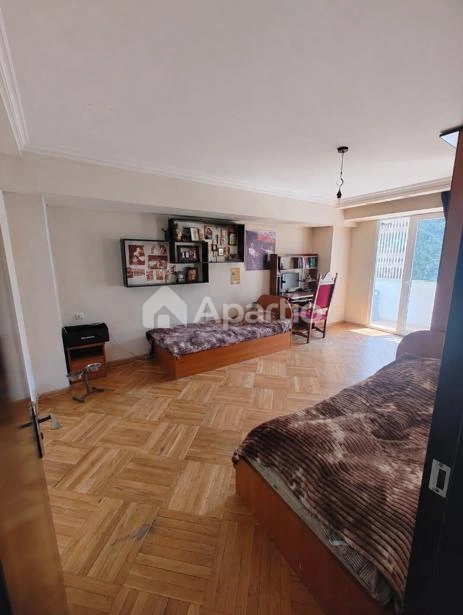3-room apartment for sale in Vake, Photo 2 of 13